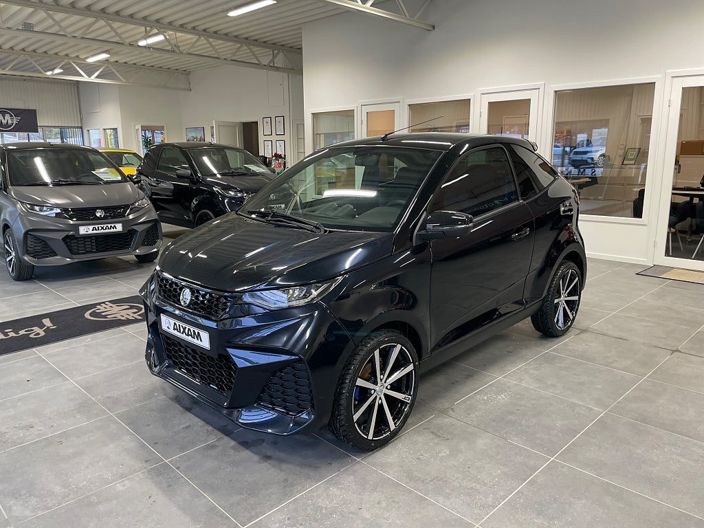 Aixam Coupé GTI 2025 - miniatyr 2