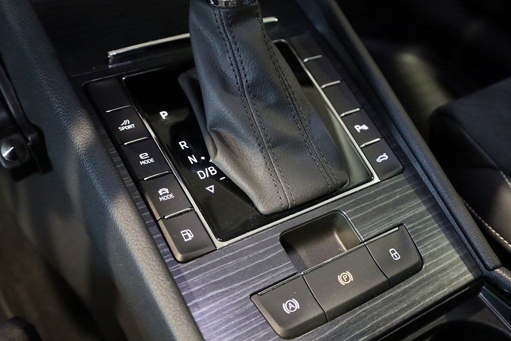Skoda Superb iV Kombi 1,4 Plug-in Hybrid Business Edition 2021