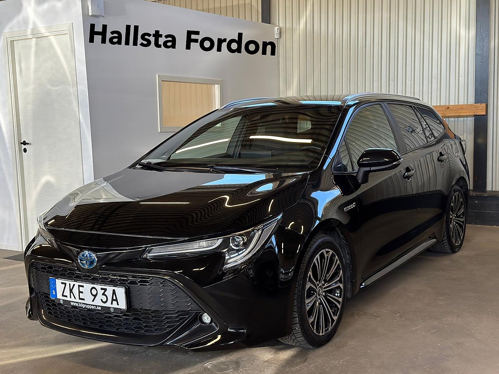 Toyota Corolla Sports Hybrid e-CVT Style Kamera Rattvärme