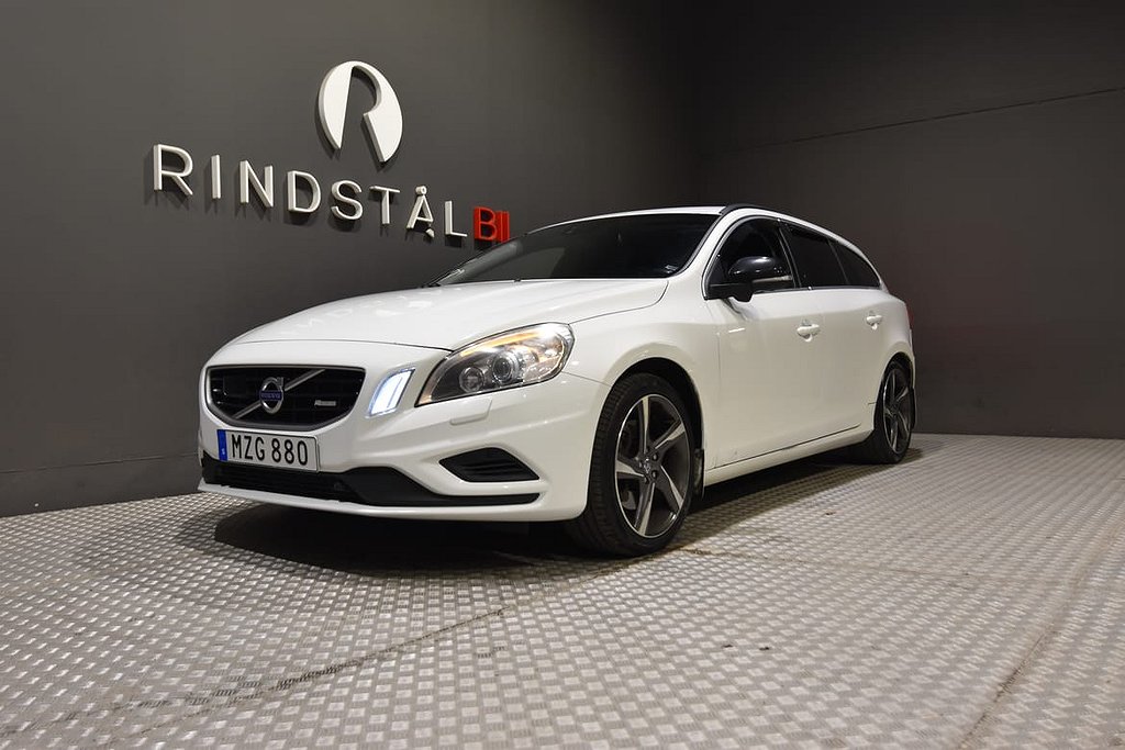 Volvo V60 D4 163 HK AWD R-DESIGN VOC DRAG NAVI KAMREM BYTT