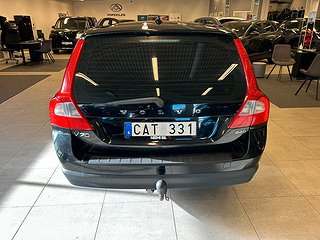 Volvo V70 2.4D Kinetic Drag/MoK-värm/SoV-Däck/Skinn