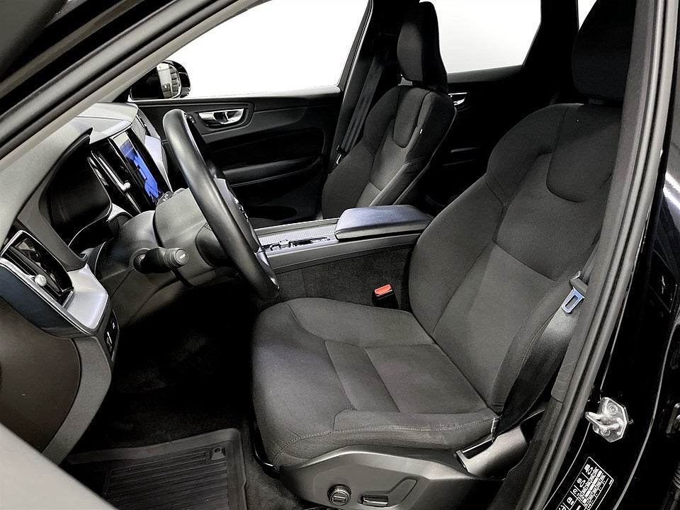 Bild på Volvo XC60 Momentum B4 Geartronic 197hk Aut - 360-KAMERA, ELSTOL