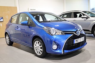 Halvkombi Toyota Yaris 4 av 21