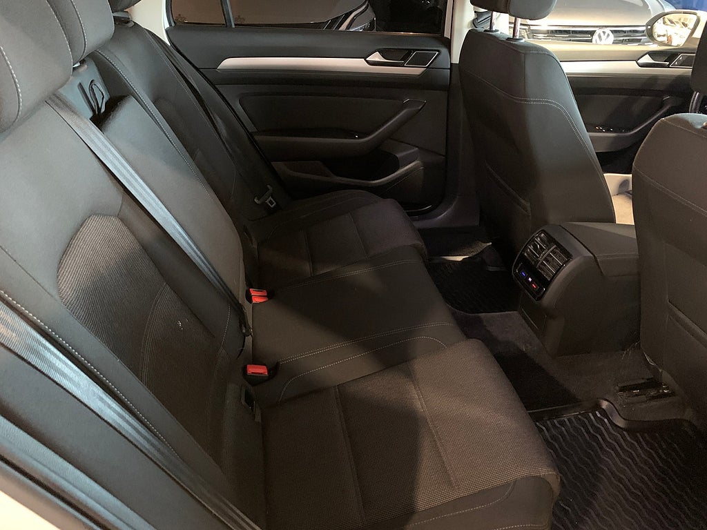 Volkswagen Passat SC 2.0 TDI 150hk | D-Värmare | Drag | Kamera | 2019