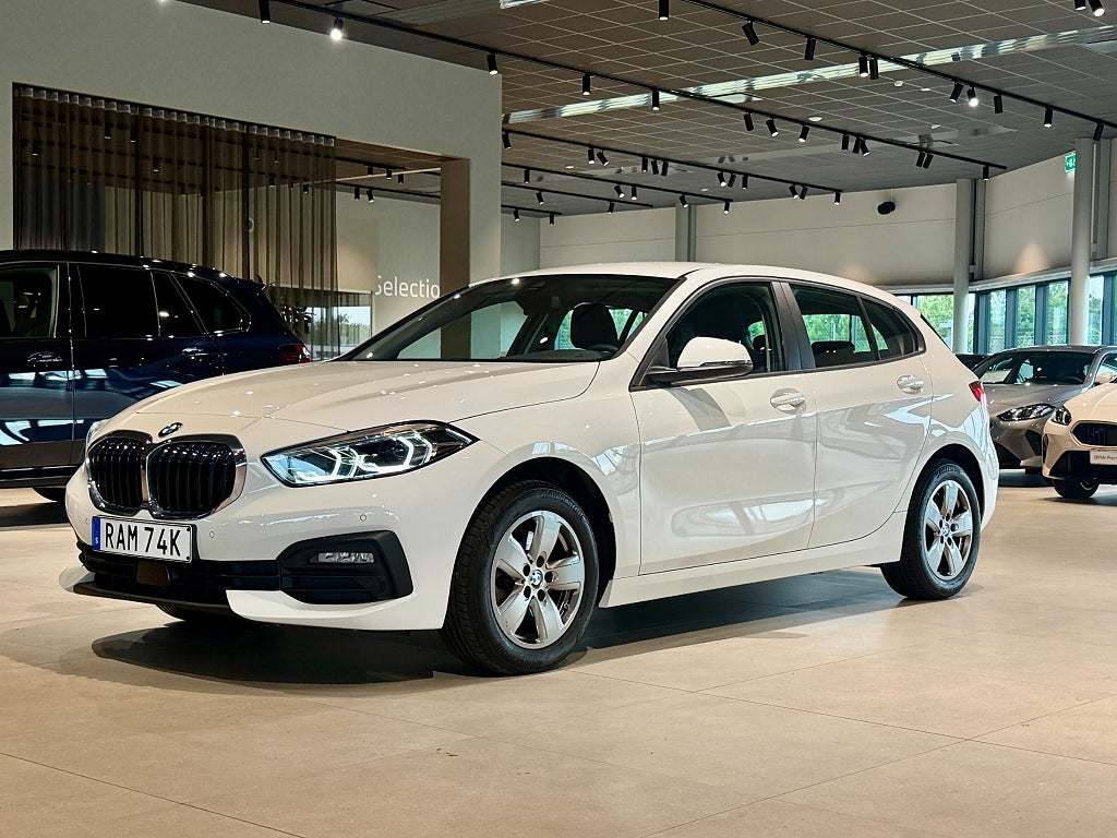 BMW 118I  Advantage PDC Bluetooth Farthållare 