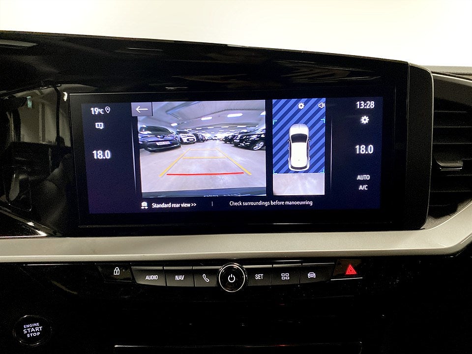 Bild på Opel Mokka Ultimate 1.2 PT 130hk Aut - RATTVÄRME, CARPLAY