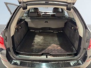 BMW 520d xDrive Touring Steptronic Drag Dvärm Kamera Skinn SoV – bild 12