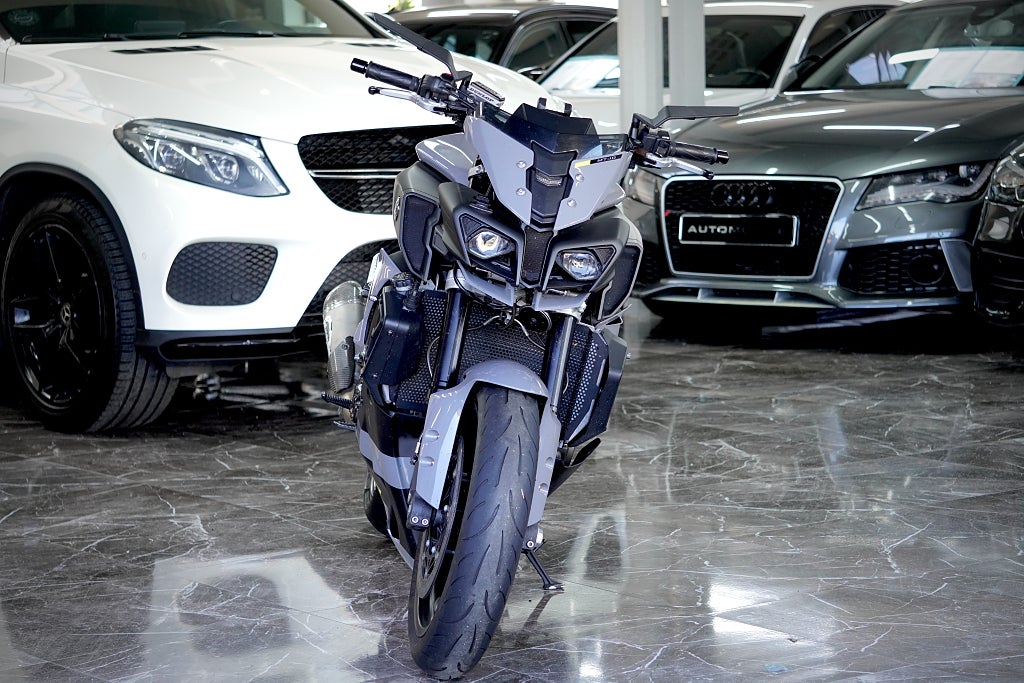 Yamaha MT-10 1.0 160hk Euro 4 Yoshimura avgassystem 