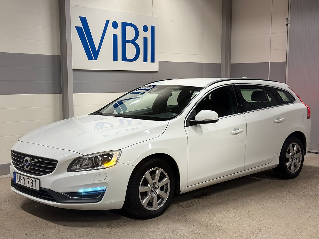 Volvo V60 D4 Momentum NYBES/NYSERVAD/DRAG/PDC