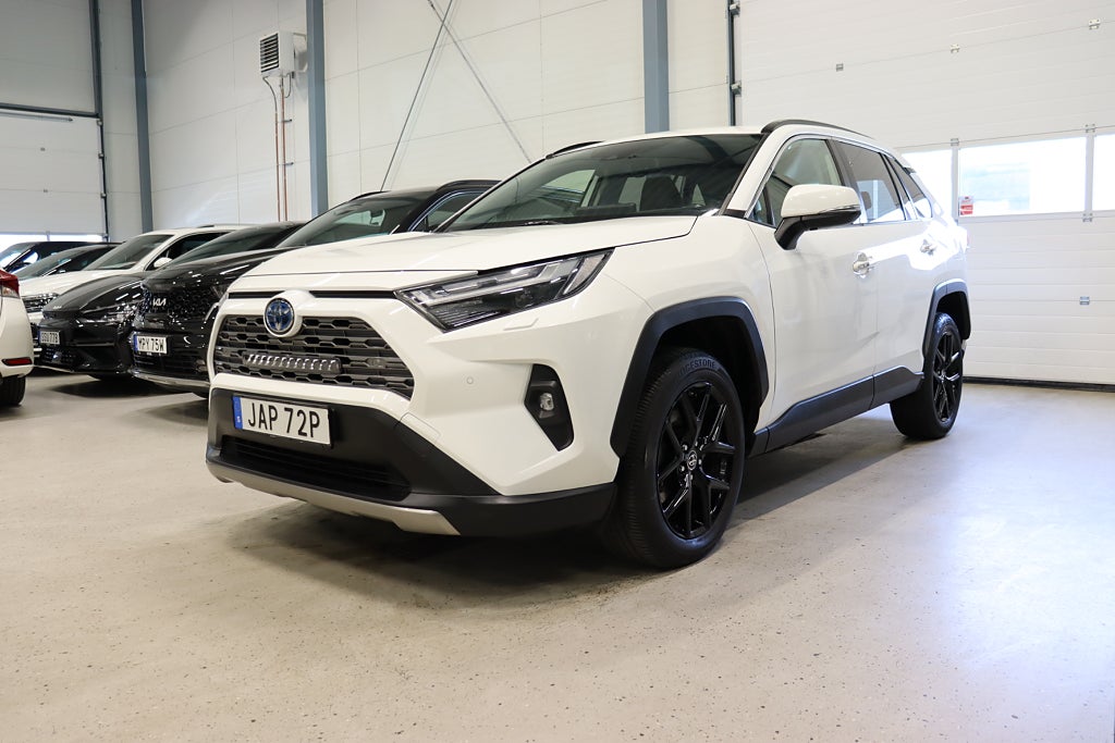 Toyota RAV4 Hybrid AWD-i E-CVT Executive Blis Drag B-Kamera 222hk