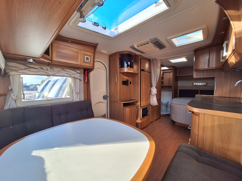 Kabe Smaragd 520 XL KS Dubbelbädd