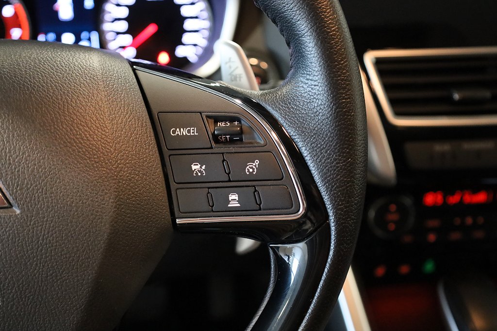 Mitsubishi Eclipse Cross 1,5 Aut 4WD Business 360° M-värme Läder 2019