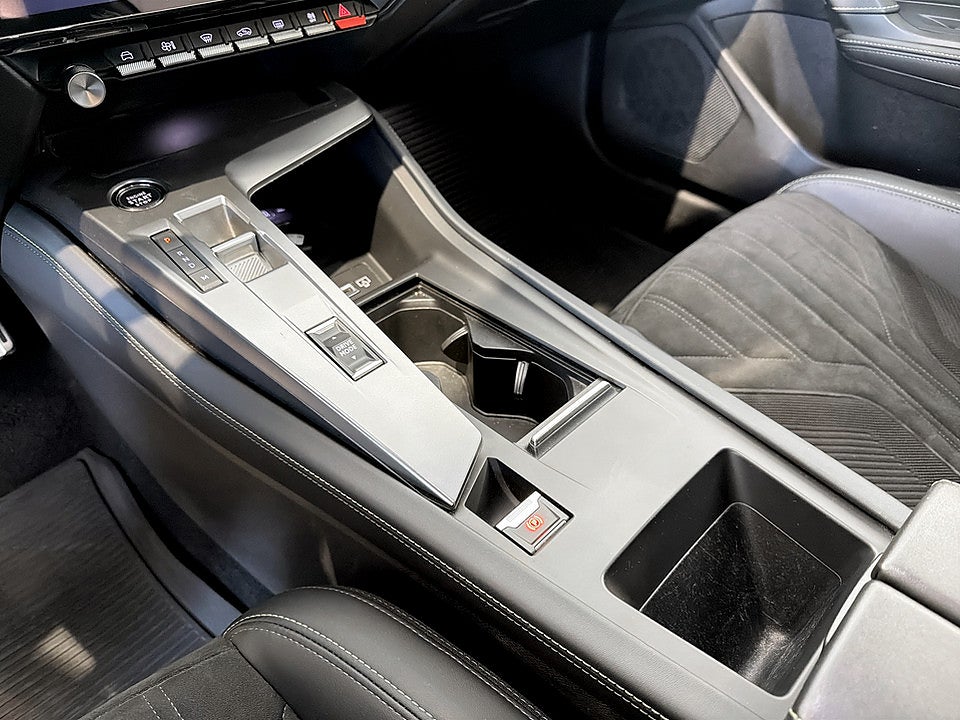 Bild på Peugeot 308 5D GT 1.2 PT 130hk Aut B-KAMERA NAVI