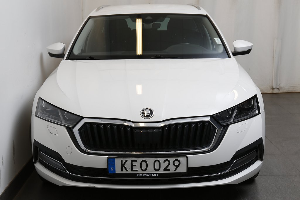 Skoda Octavia Combi iV Style 204hk DSG Värmare Drag Leasbar 2021