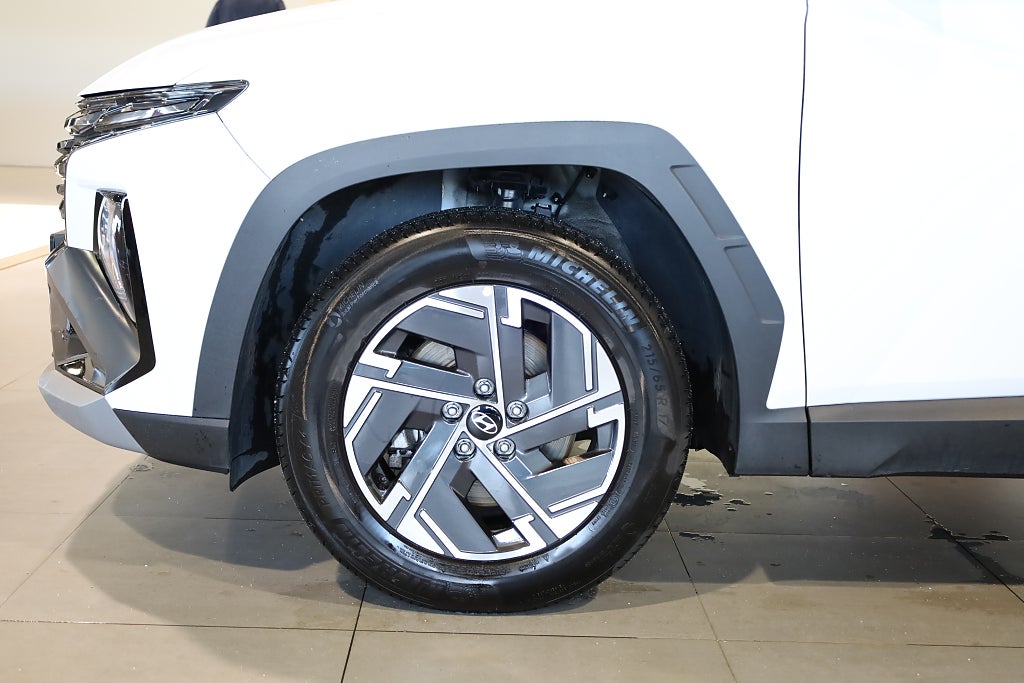 Hyundai Tucson 1,6 T-GDi MHEV 160hk 2WD DCT Essential 2025