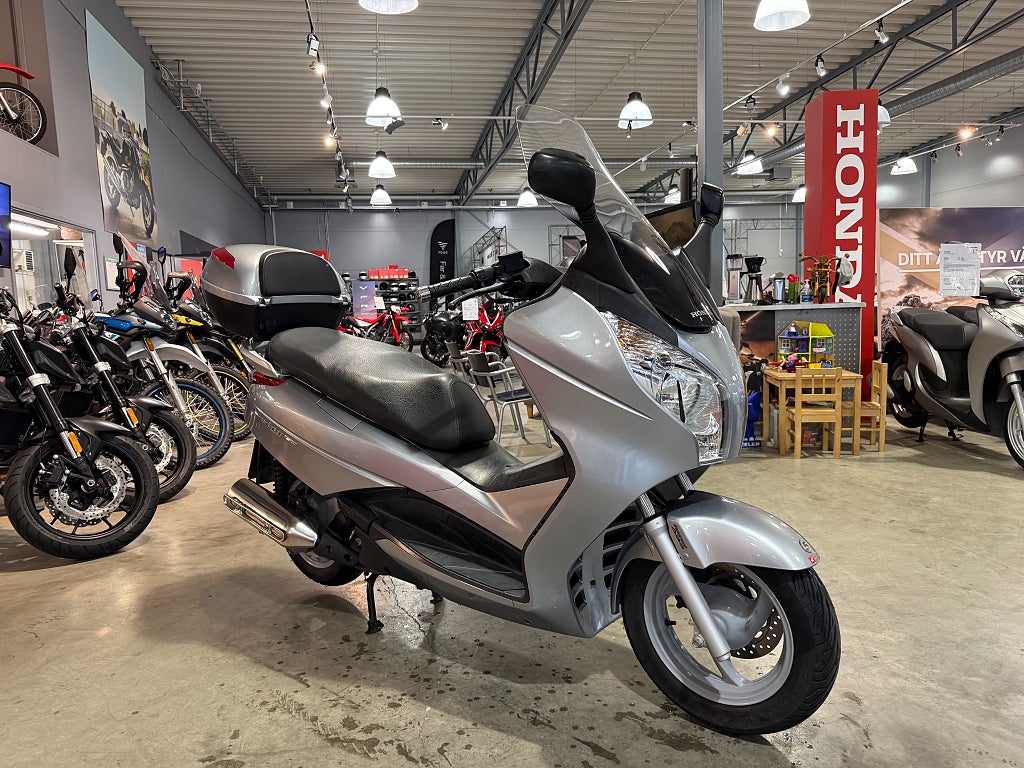 Honda FES150A S-Swing 