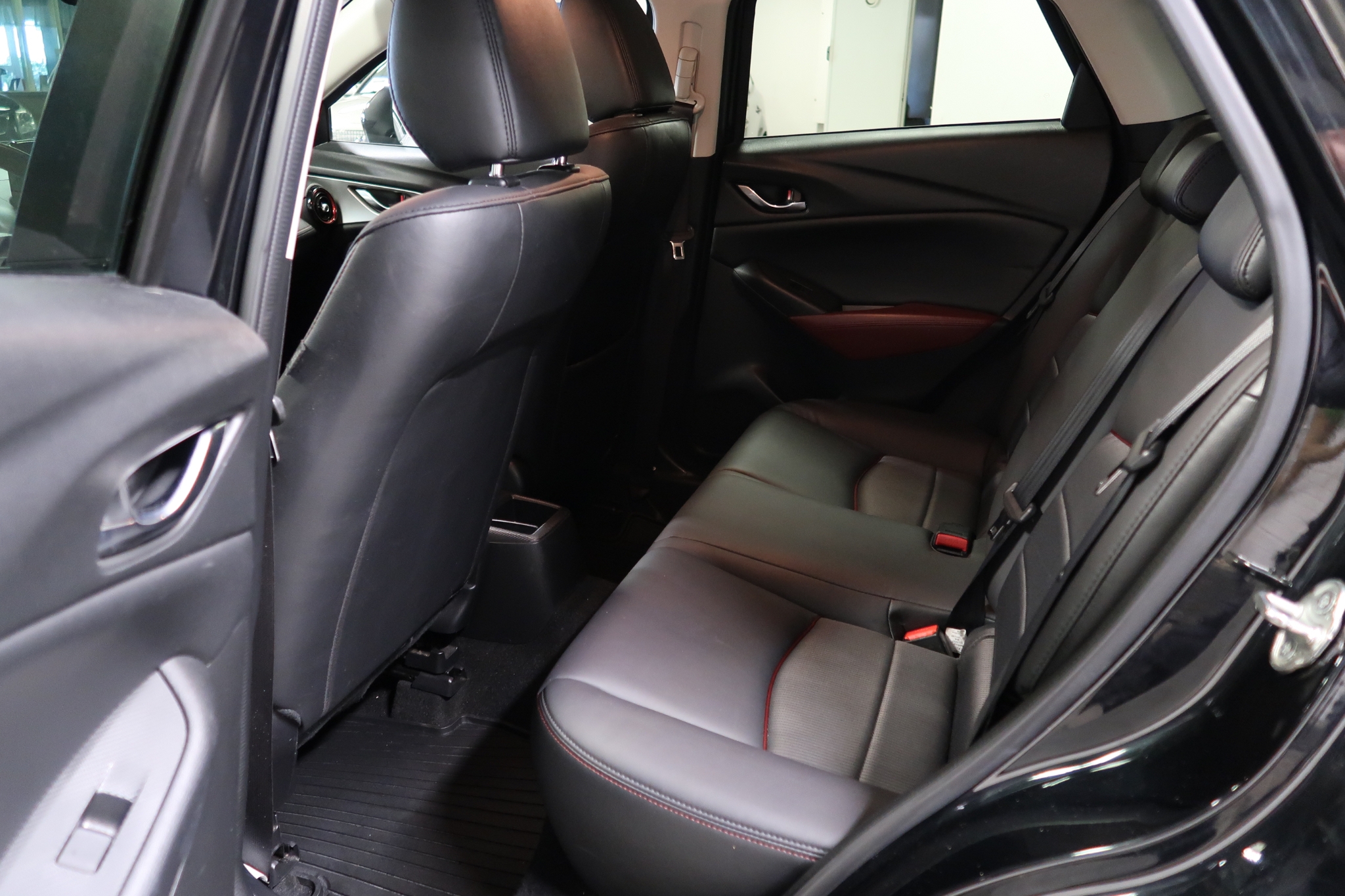 Mazda CX-3 2.0 2018, bild 6/35