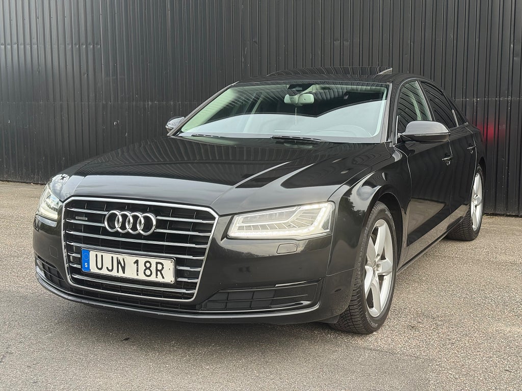 Audi A8 3.0 TDI V6 Quattro TipTronic Taklucka Navi Matrix Hud