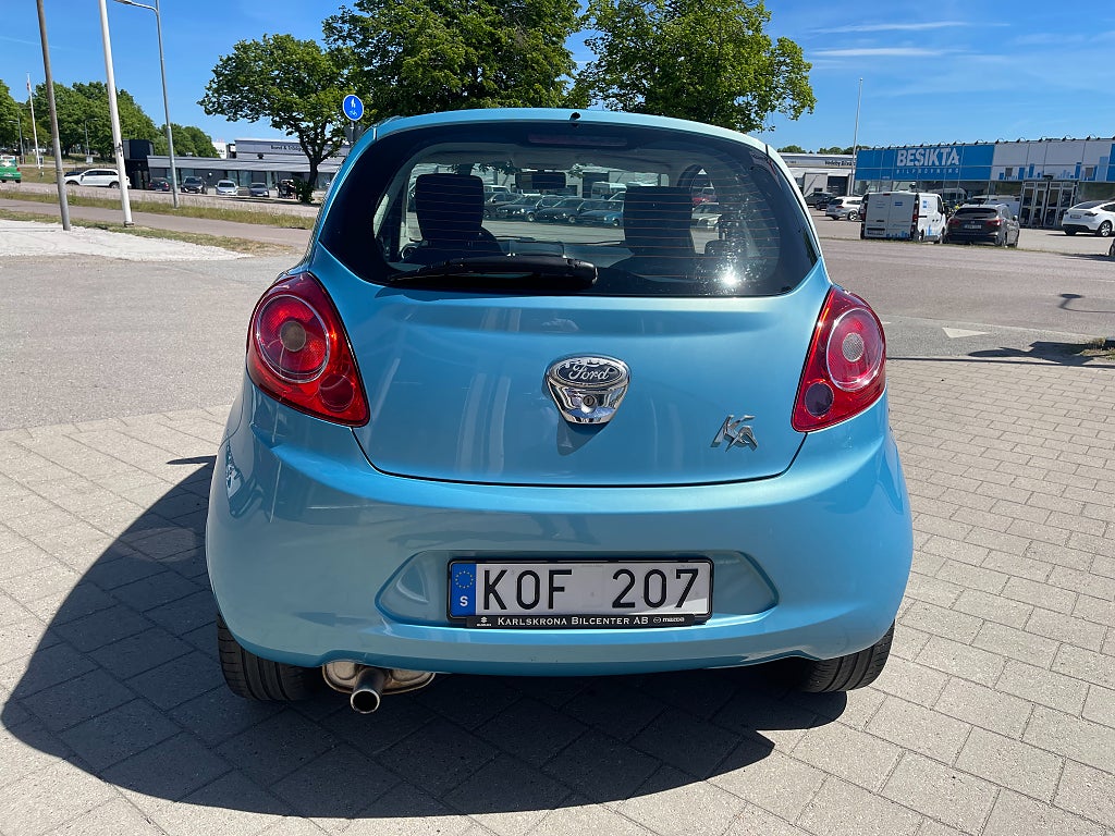 Ford Ka 1.2 Titanium 69 hk ENDAST 8692 mil