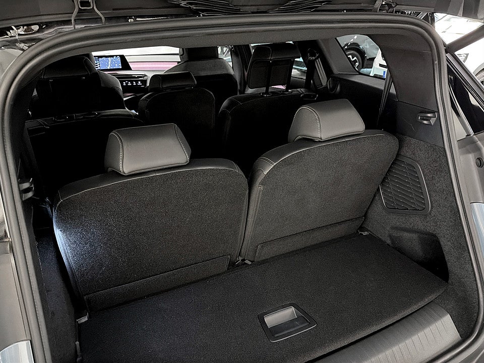 Bild på Peugeot 5008 GT Hybrid 145hk Aut 7-SITS B-KAMERA CARPLAY