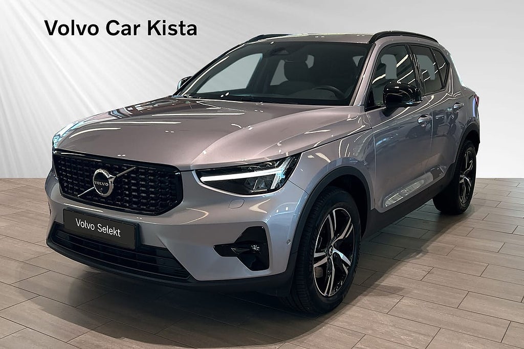 Volvo XC40 B3 FWD Bensin Plus Dark BLIS Carplay 360Kam