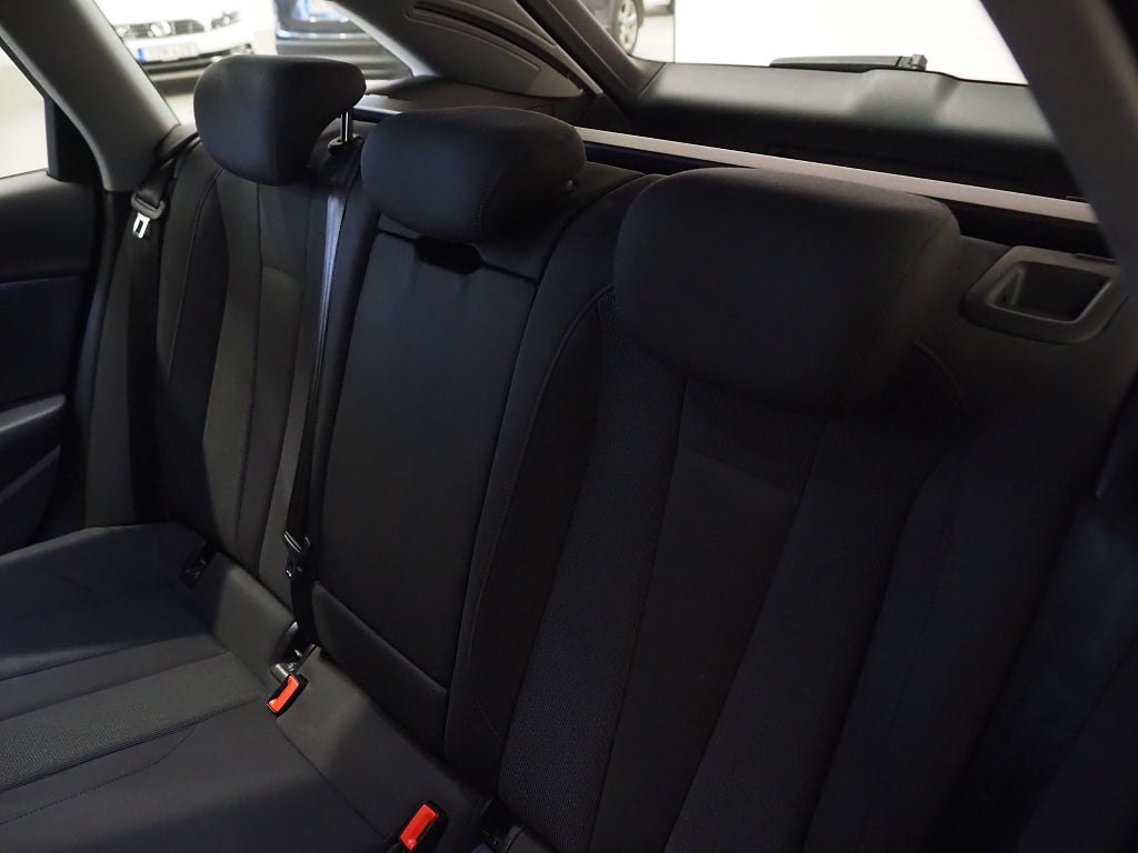 Audi A4 allroad quattro 2.0 TDI S Tronic Drag D-Värm P-Sensorer 2018