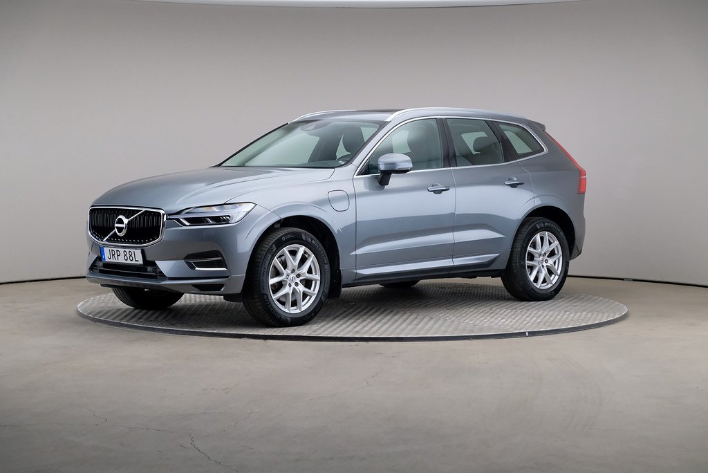 Volvo XC60 T8 Awd Momentum Advanced Edition Voc Drag Pano