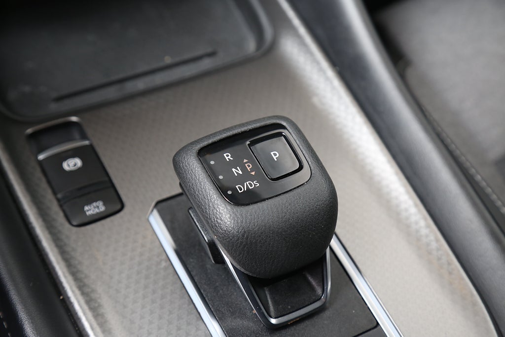 Nissan Qashqai 1,3 DIG-T 158hk XTRONIC-CVT 360°-kamera Navi Leasbar 2025