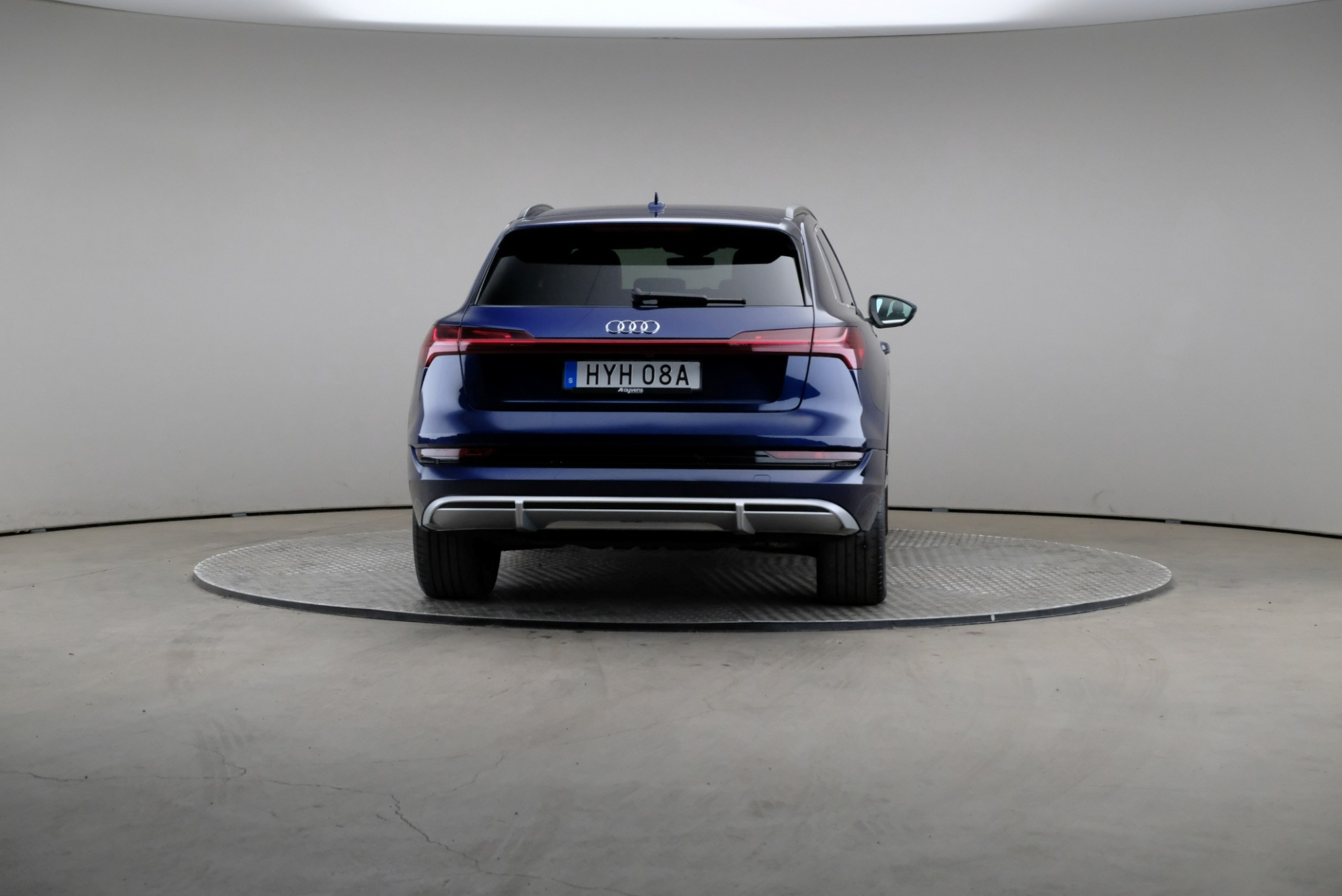Audi e-tron 2022, bild 2/10