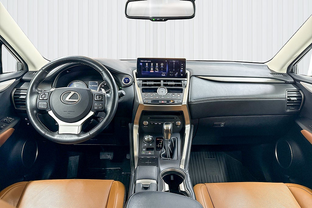 Lexus NX 2019