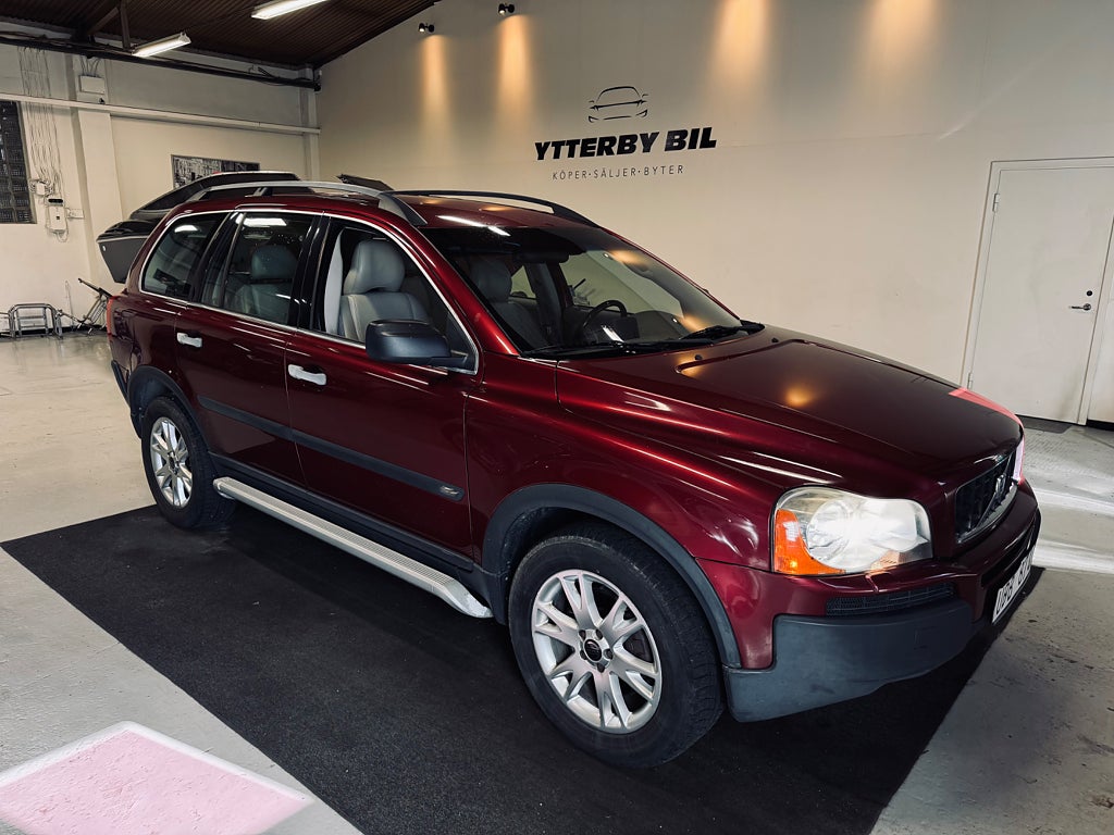 Volvo XC90 7-Sits T6 AWD Automat Dragkrok Navi Skinn M+S Familj!
