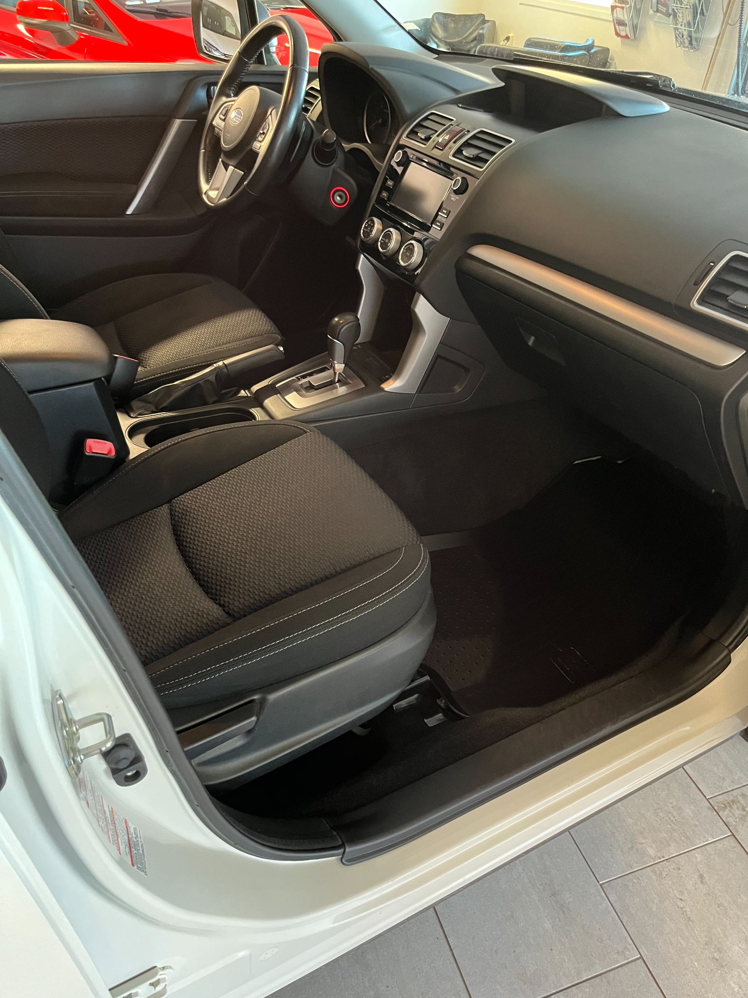 Subaru Forester 2016, photo 6/39