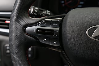 Halvkombi Hyundai i20 18 av 24