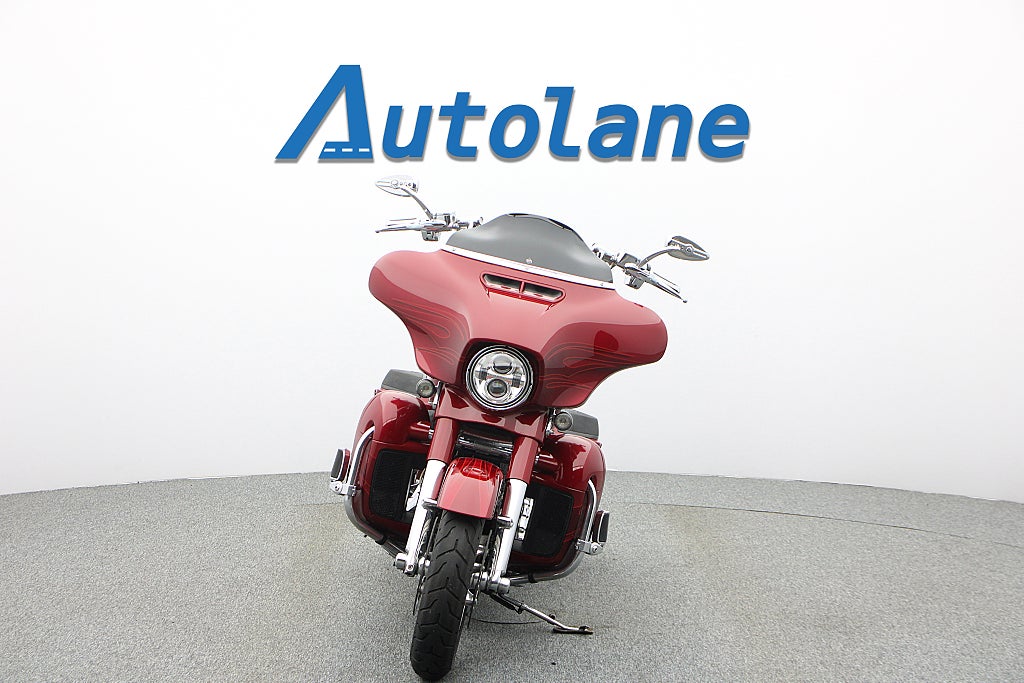 Harley-Davidson Street Glide CVO* Sommarkampanj 4,99%