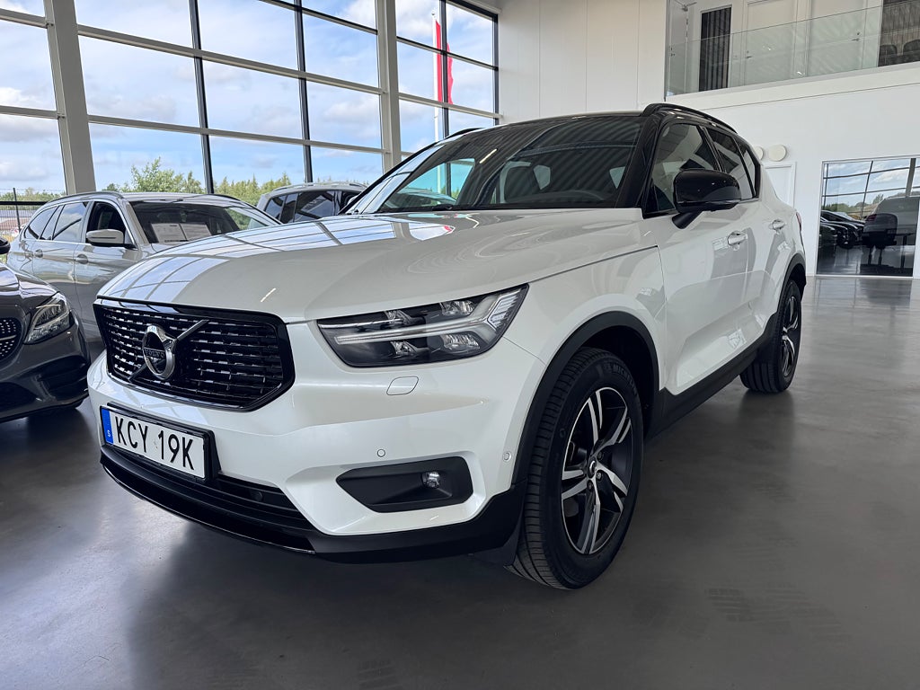 Volvo XC40 B4 | R-Design | 360° | H&K | Elstolar 