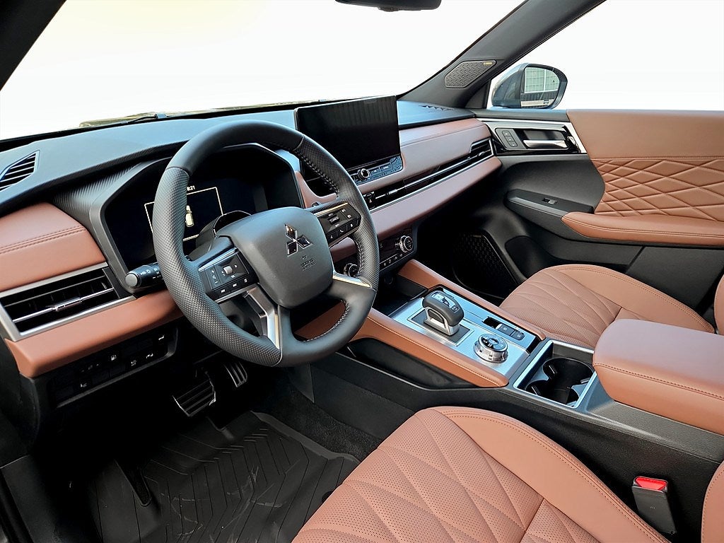 Bild på Mitsubishi Outlander Instyle+ Plug-In Hybrid 4WD - DEMO