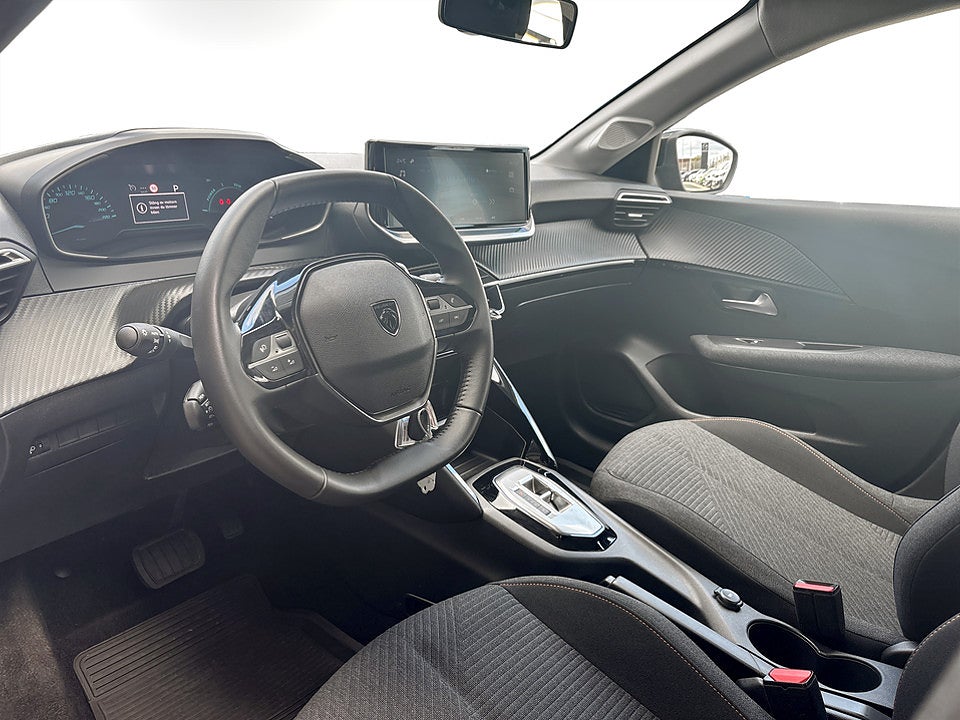 Bild på Peugeot 208 Style Hybrid 100hk Aut CARPLAY BACKSENSORER
