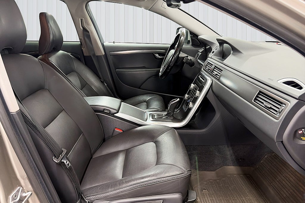 Volvo XC70 2016