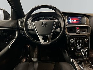 Volvo V40 D2 Geartronic Momentum S&V-Hjul/BT/M&K-värm/Psens