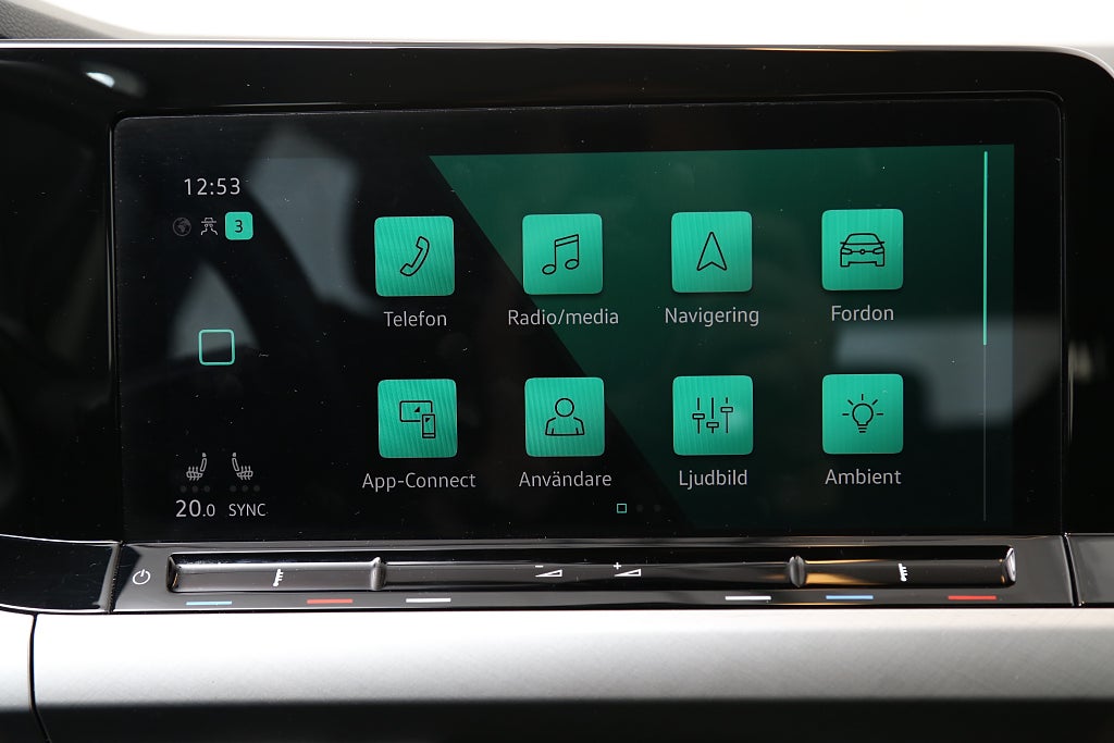 Volkswagen Golf 1,5 eTSI 131hk Aut Sportscombi 2022