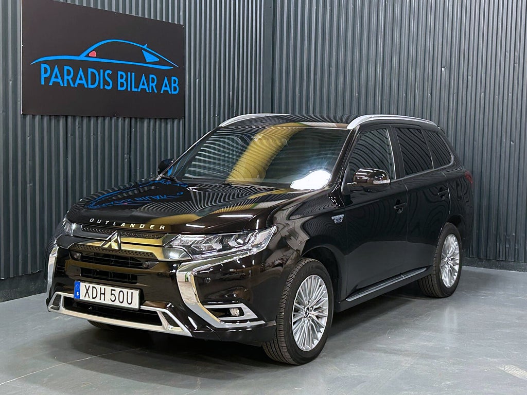 Mitsubishi Outlander PHEV CVT Business ny servad