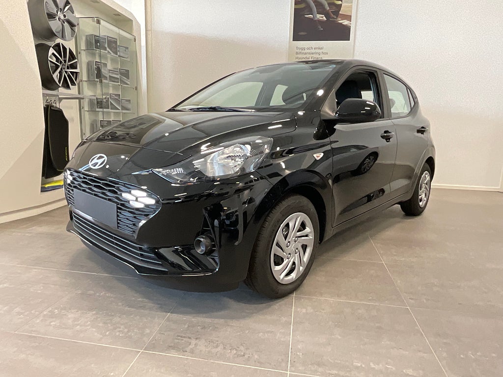 Hyundai i10 1.0 AMT Essential PRIVATLEASA!  2,655:- Metallic 