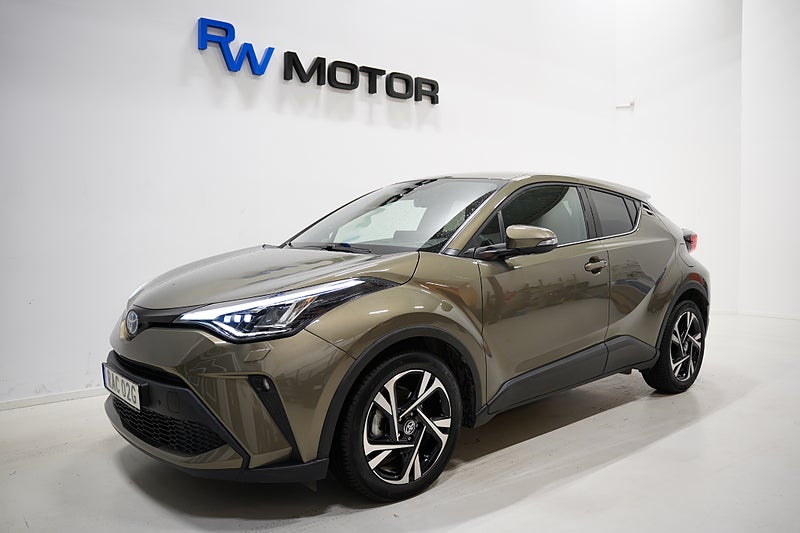 SUV Toyota C-HR 1 av 22