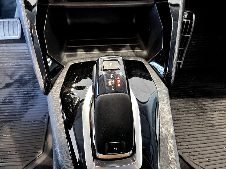 Bild på Peugeot 2008 Active 1.2 PT 130hk Aut CARPLAY BACKSENSORER