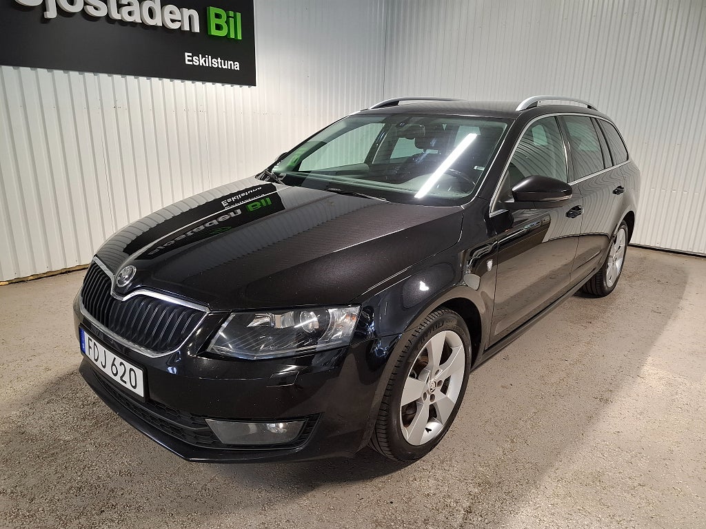 Skoda Octavia Kombi 1.4 TSI Elegance Drag App Connect Värmare GPS