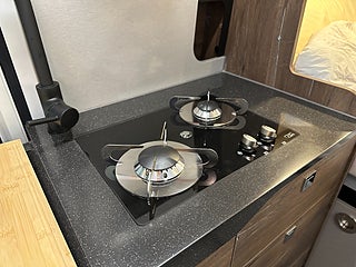 Husbil-halvintegrerad Robeta Adonis Mercedes 4x4 190HK AUT 14 av 26