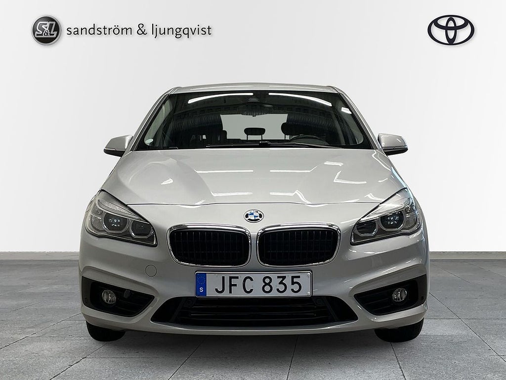 BMW 218d xDrive Active Tourer Steptronic (Dragkrok)
