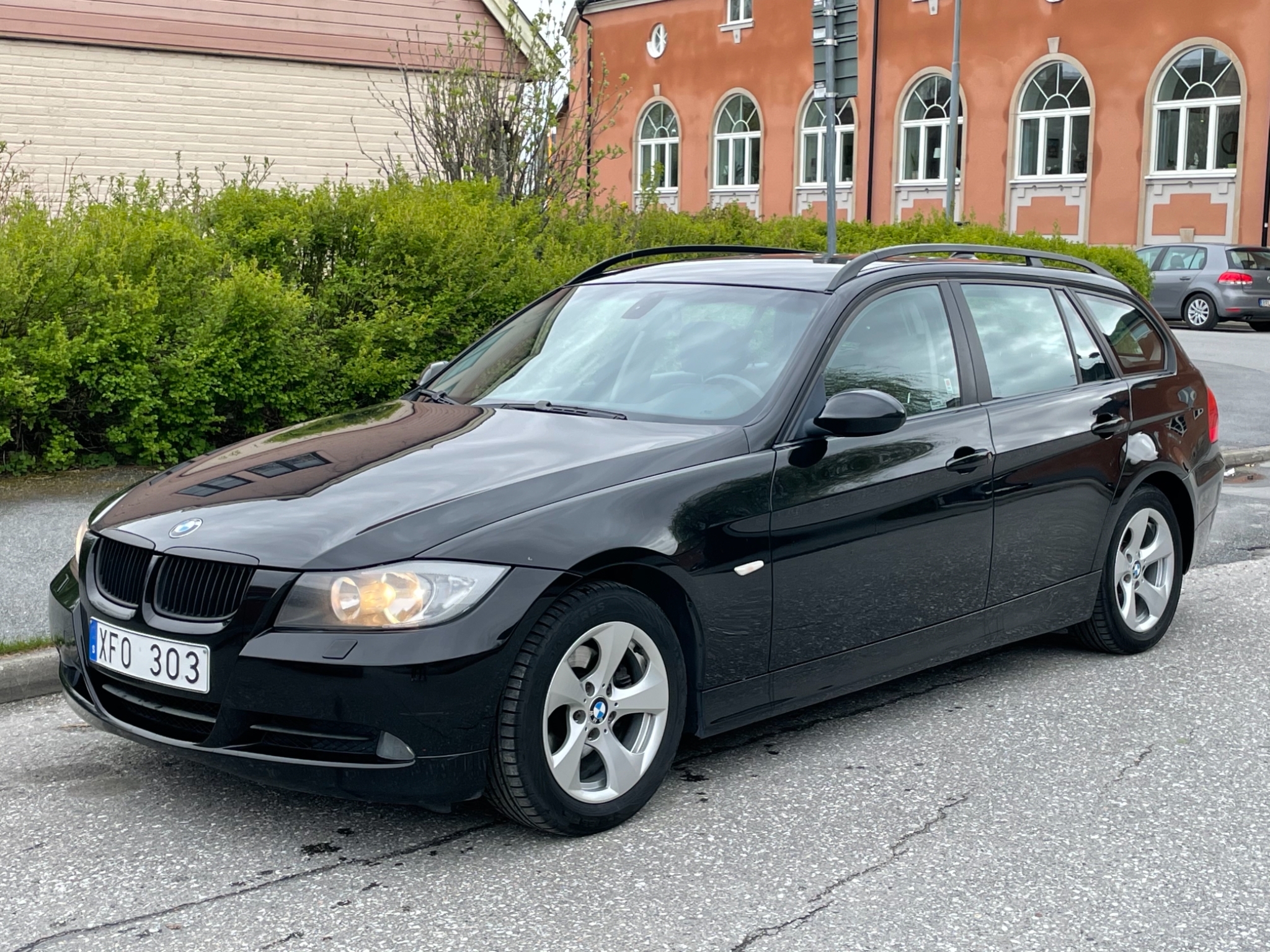 BMW 320 i (150HK) Touring Advantage 2006, photo 2/45