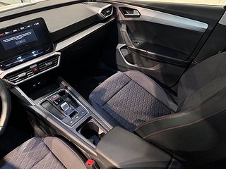 Seat Leon León e-Hybrid FR Cockpit Kamera Rattvärme S/V-hjul