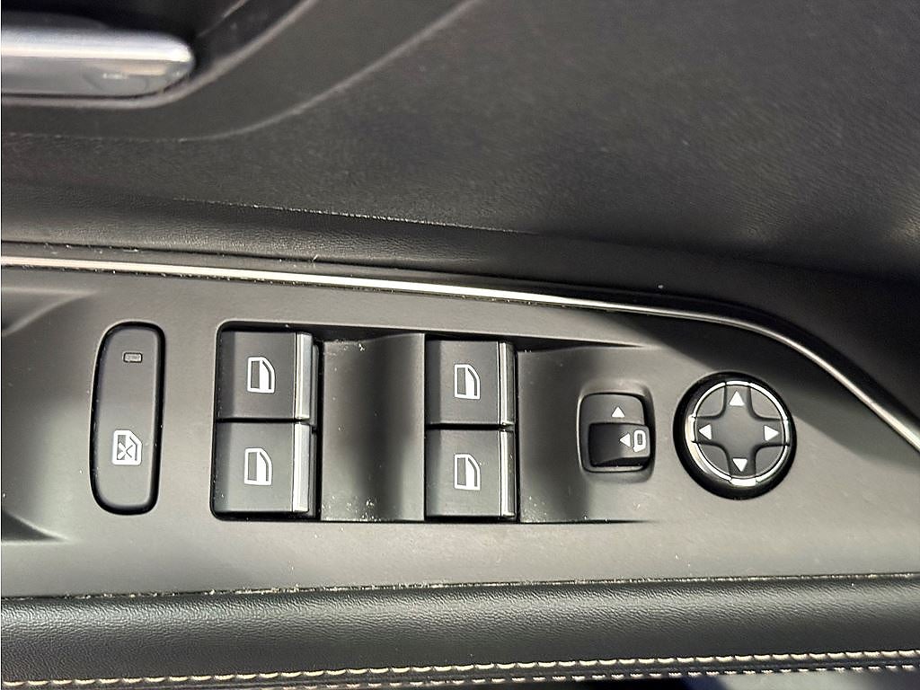 Bild på Peugeot 3008 GT Hybrid4 300hk Aut AWD - ELSTOL